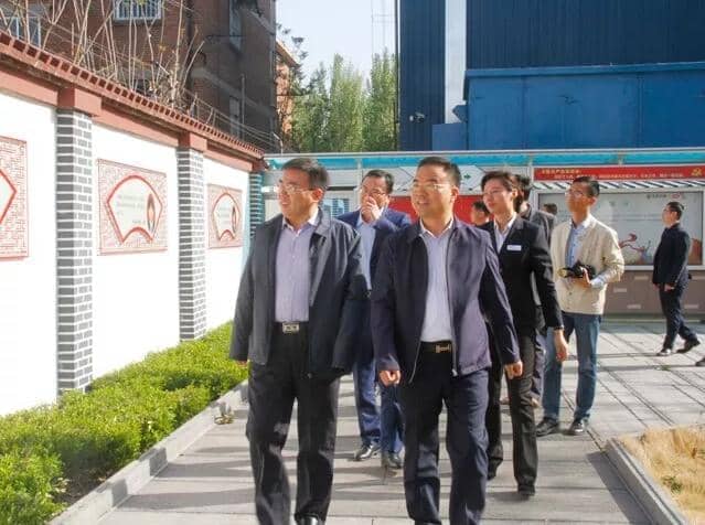 區(qū)委常委、區(qū)紀(jì)委書記、區(qū)監(jiān)委主任王慶峰調(diào)研天意機(jī)械