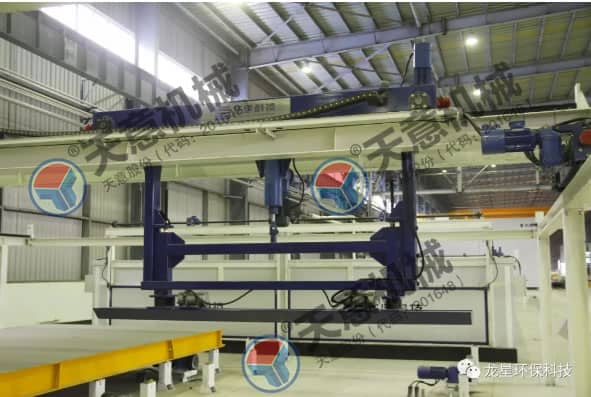 熱烈祝賀天意機(jī)械與龍星科技PC構(gòu)件生產(chǎn)線(xiàn)順利交接！